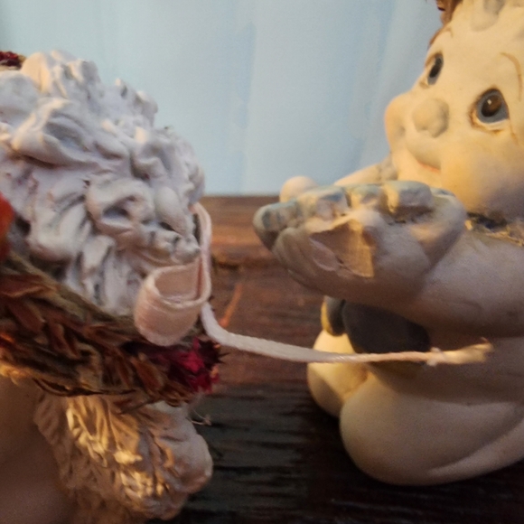 Hallmark Dreamsicle "Snowflake" and "All Star Skater" Christmas Figurines - Picture 5 of 11